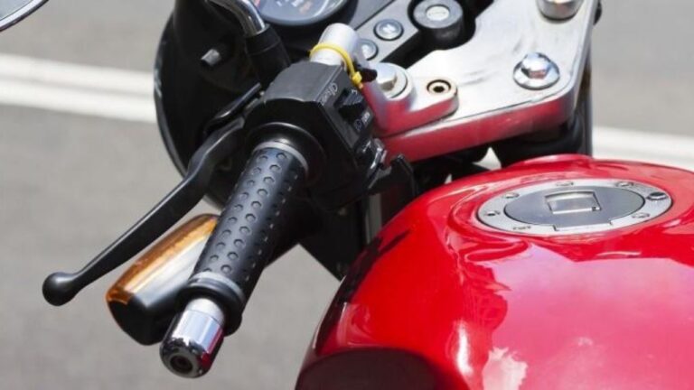 como funciona el intermitente de una moto