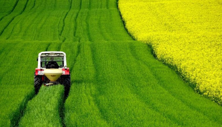 como tributa la venta de un tractor usado