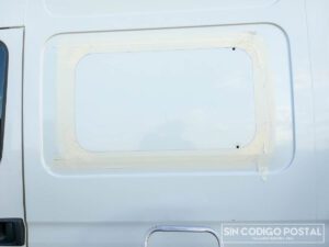 cuanto cuesta abrir una ventana en una furgoneta
