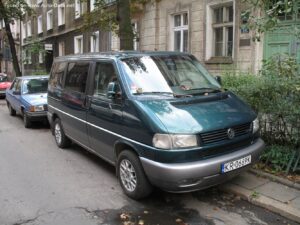 cuanto pesa una vw t4