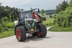 cuantos kilos puede arrastrar un tractor agricola