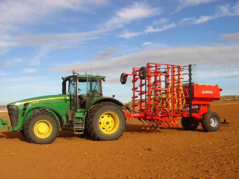 que licencia se necesita para maquinaria agricola