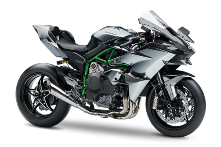 que moto acelera mas rapido