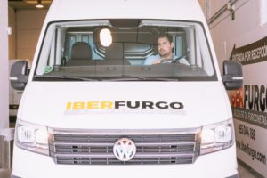 que se necesita para conducir furgoneta